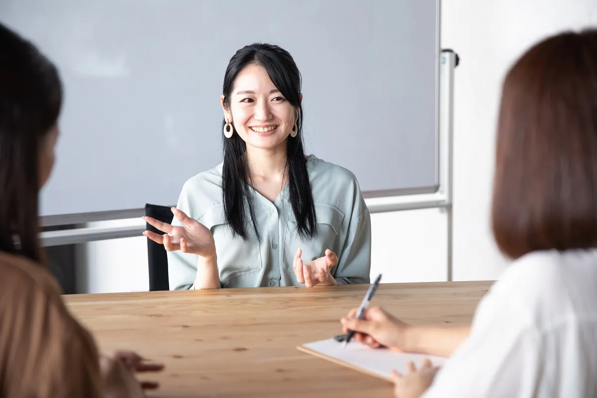 目立ちにくく、話しやすい